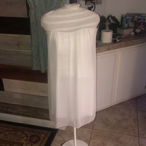 White Sleeveless dress - size 4